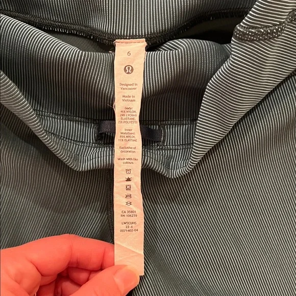 Lululemon Base Pace High-Rise Leggings size 6 25" *Two-Tone Ribbed - Picture 4 of 12